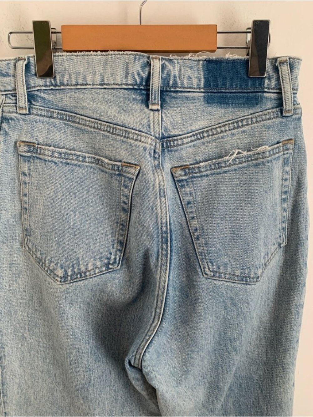 Abercrombie & Fitch High-Rise Light Wash Straight Jeans - Picture 5 of 8